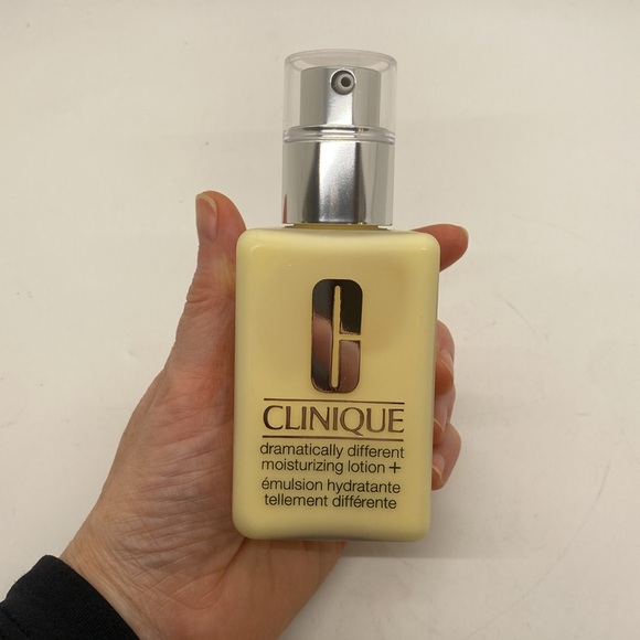NWT Clinique Face Lotion Dry/Combination Skin Moisturizing 4.2 oz - Picture 9 of 11